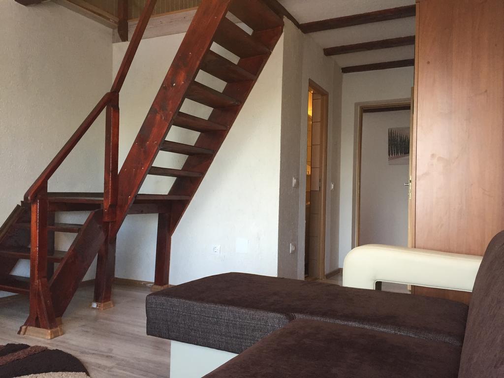 Pensiunea Roka Ranca Quarto foto